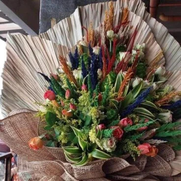 Fan-shaped flower arrangement by Flower Bar Cebu