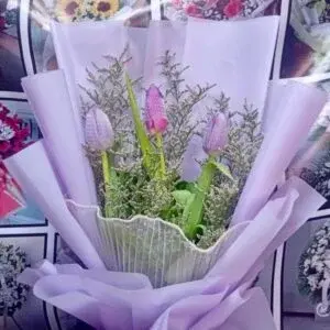 Tulip flowers for someone you have unconditional love by Flower Bar Cebu