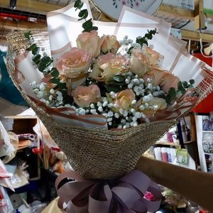 Peach Roses Bouquet