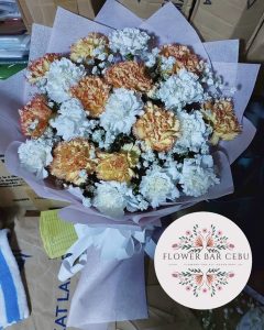 Cream and Gold Carnation Mix