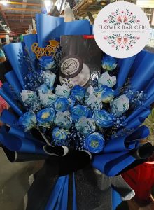 Grand Achievement Blue Rose Money Bouquet